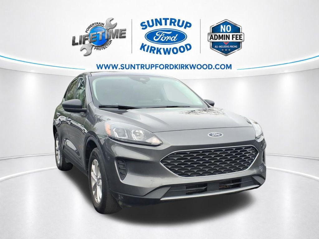 Used 2022 Ford Escape SE w/ Cold Weather Package AWD/4WD video 2