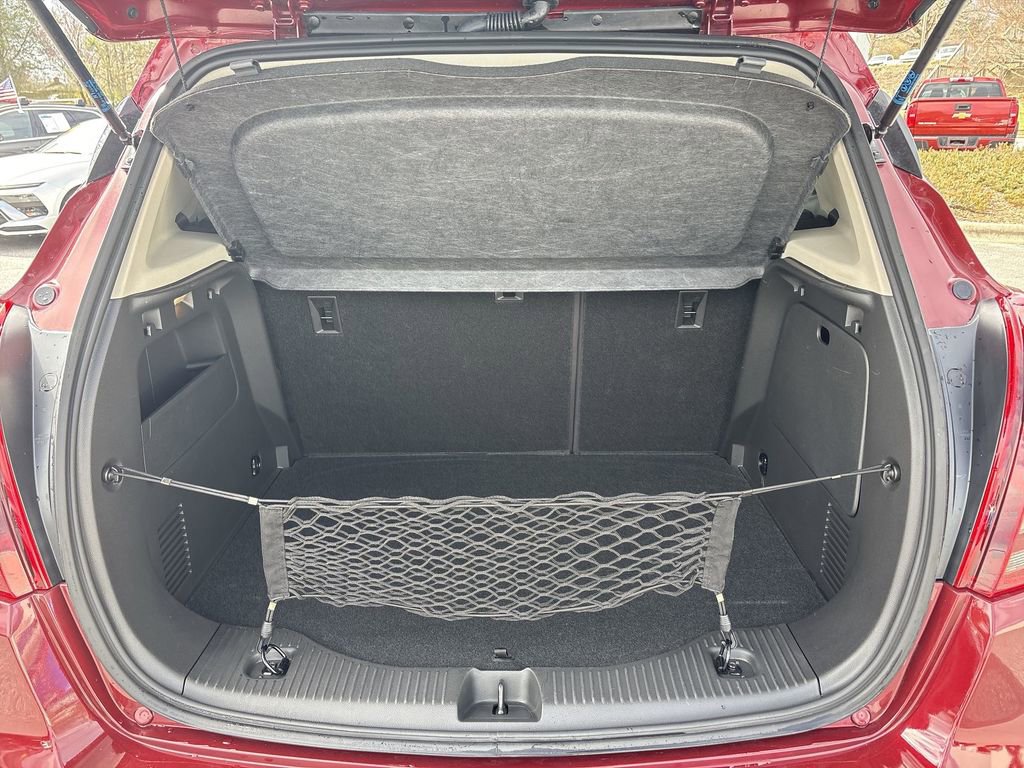 Used 2022 Buick Encore Preferred w/ Safety Package image 27