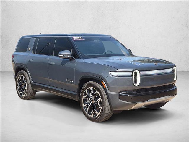 Used 2025 Rivian R1S Adventure Dual AWD/4WD image 3