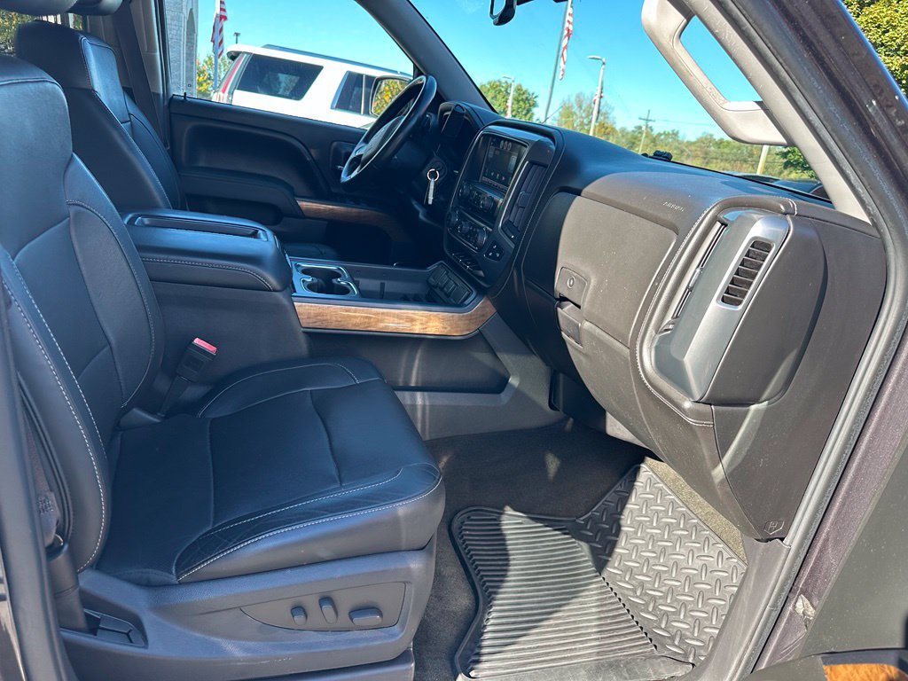 Used 2015 Chevrolet Silverado 1500 LTZ AWD/4WD image 31