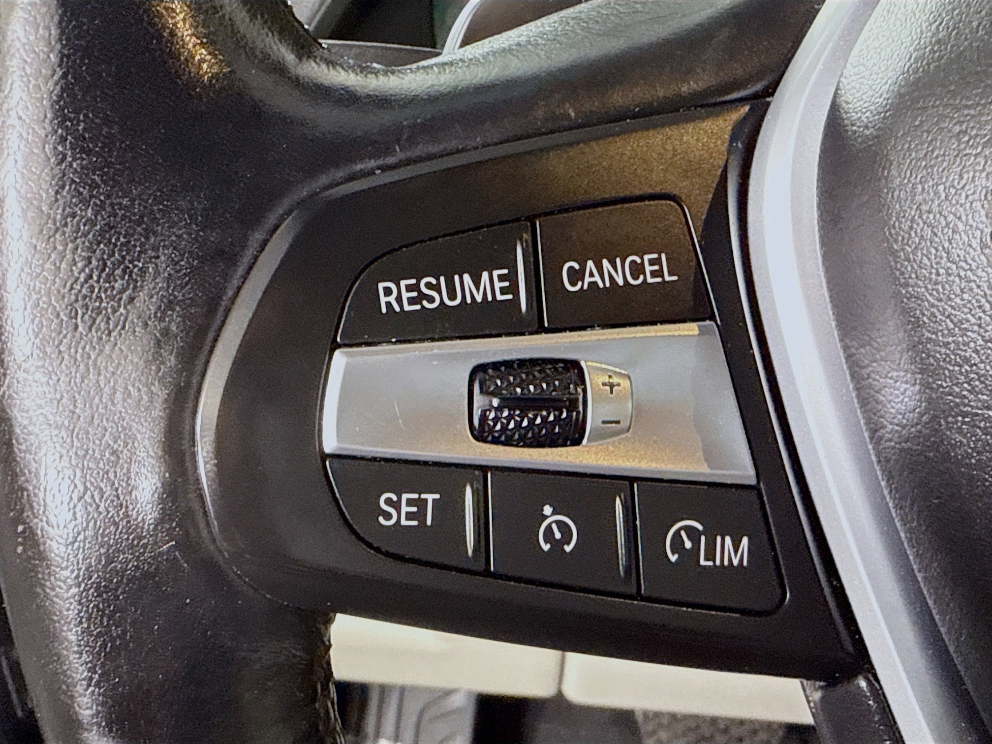 Used 2019 BMW X5 xDrive40i w/ Convenience Package image 14