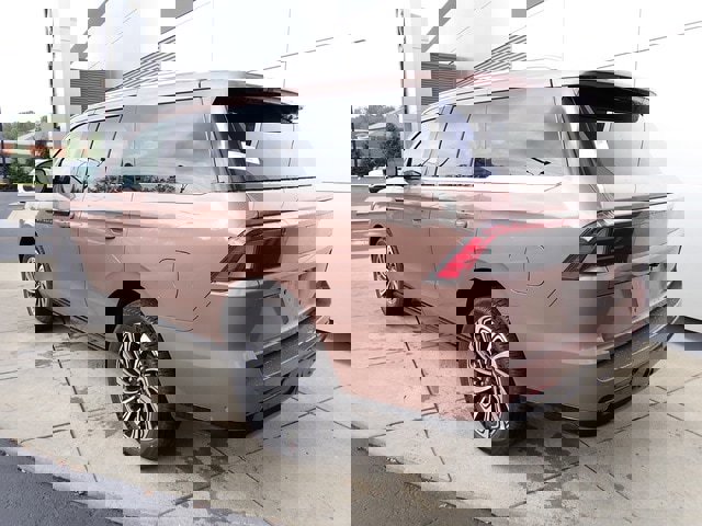 New 2025 Lincoln Navigator Black Label image 3