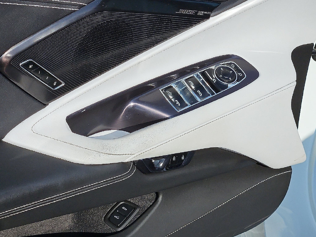 Used 2023 Chevrolet Corvette Stingray Preferred Conv w/ Z51 Performance Package RWD image 18