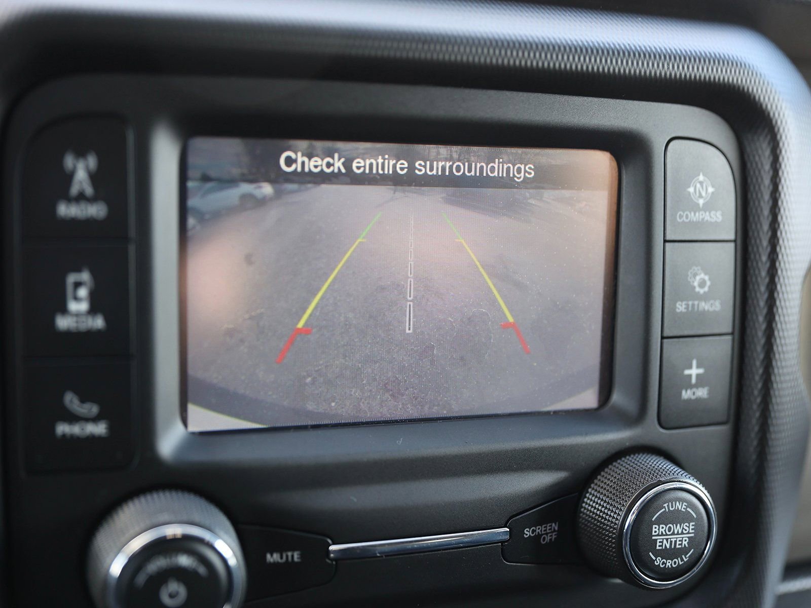Used 2018 Jeep Wrangler Unlimited Sport S image 25