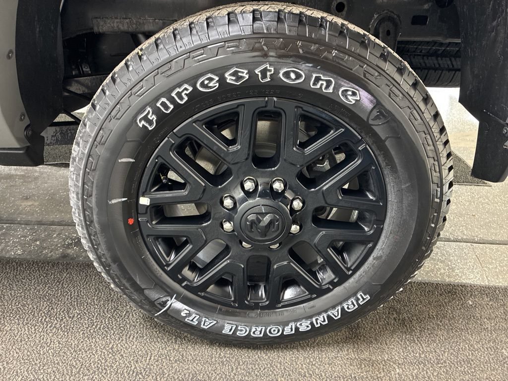 New 2026 RAM 2500 Limited AWD/4WD image 9
