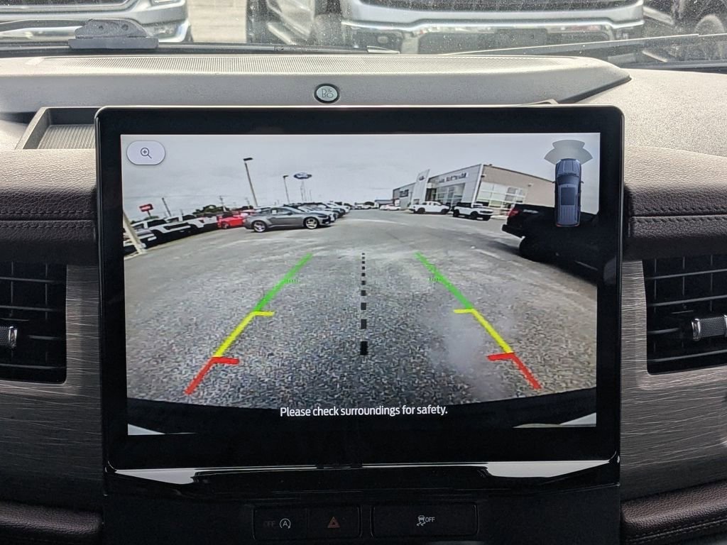 Used 2024 Ford Expedition Limited image 31