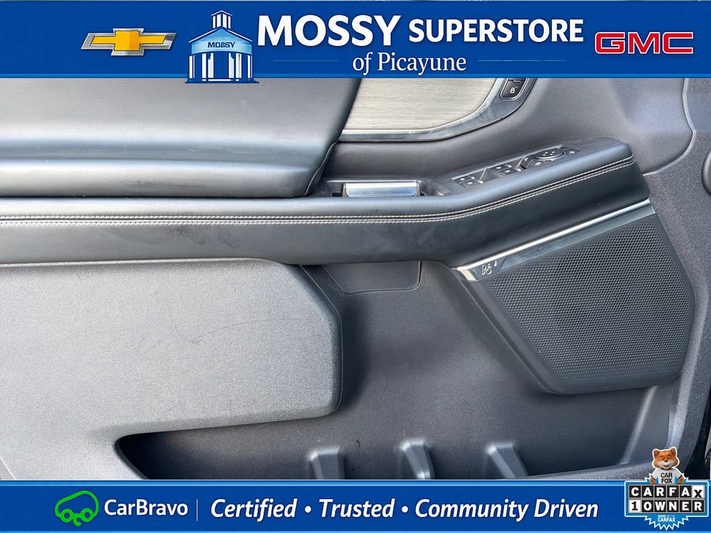Used 2025 Ford Expedition Max Platinum AWD/4WD image 13