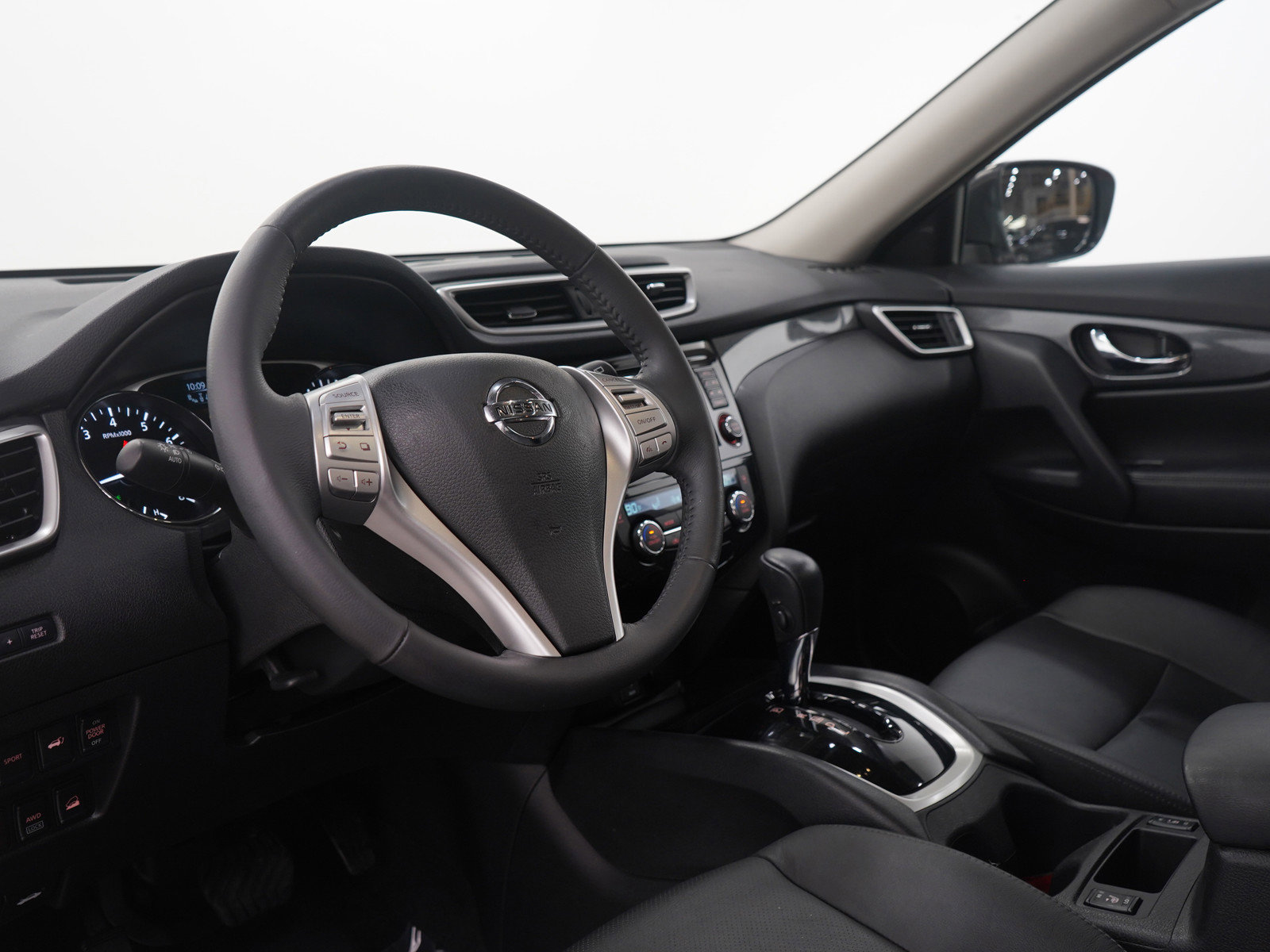 Used 2014 Nissan Rogue SL w/ SL Premium Package image 23