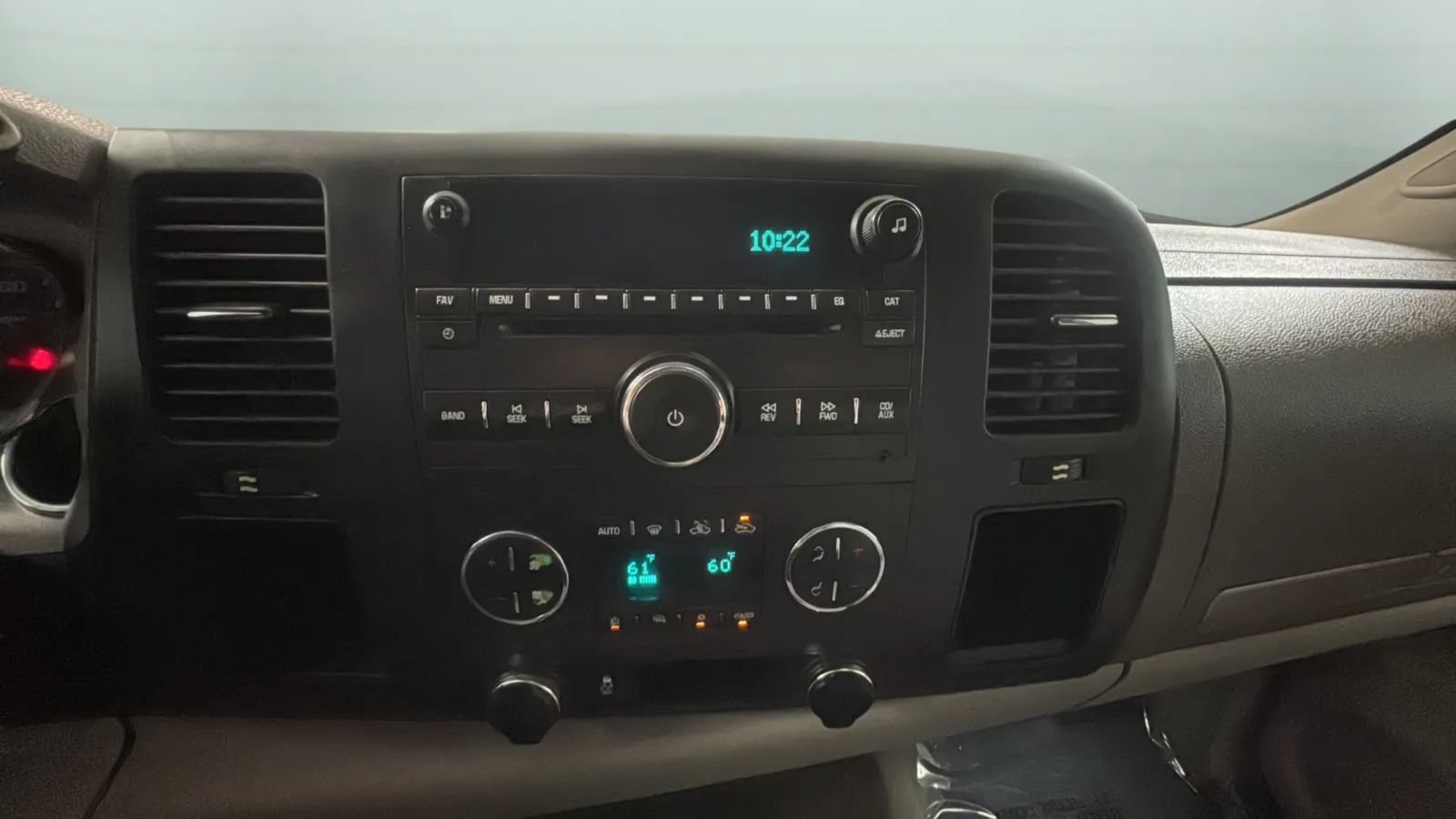 Used 2013 Chevrolet Silverado 1500 LT w/ All-Star Edition RWD image 12