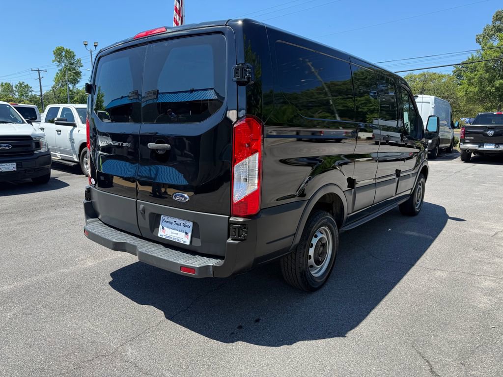 Used 2018 Ford Transit 250 130 Low Roof RWD image 7