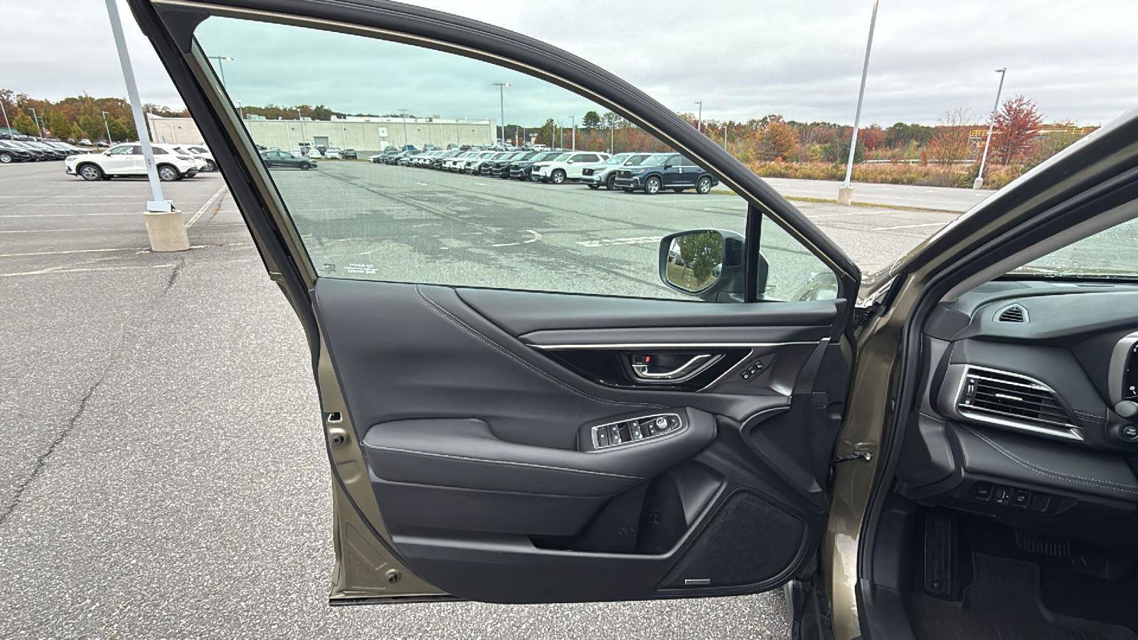 Used 2023 Subaru Outback Touring image 23