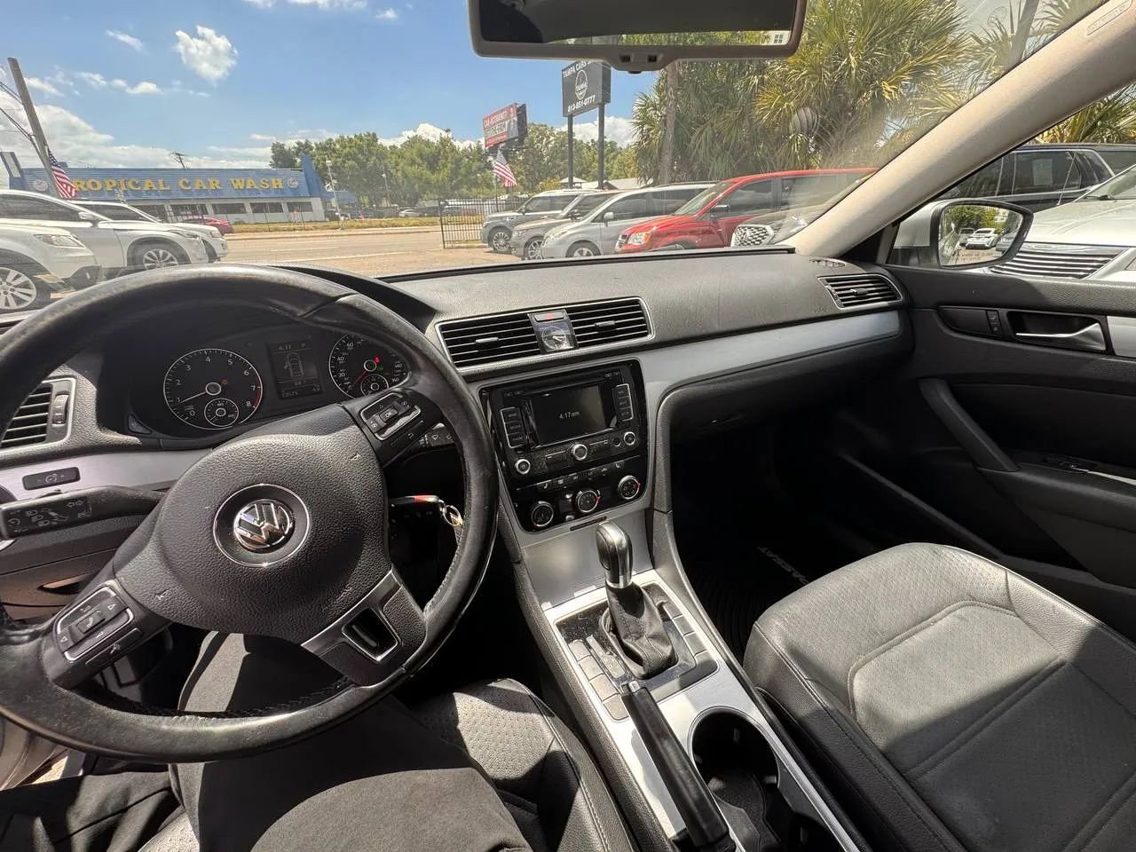 Used 2013 Volkswagen Passat 2.5 SE FWD image 16