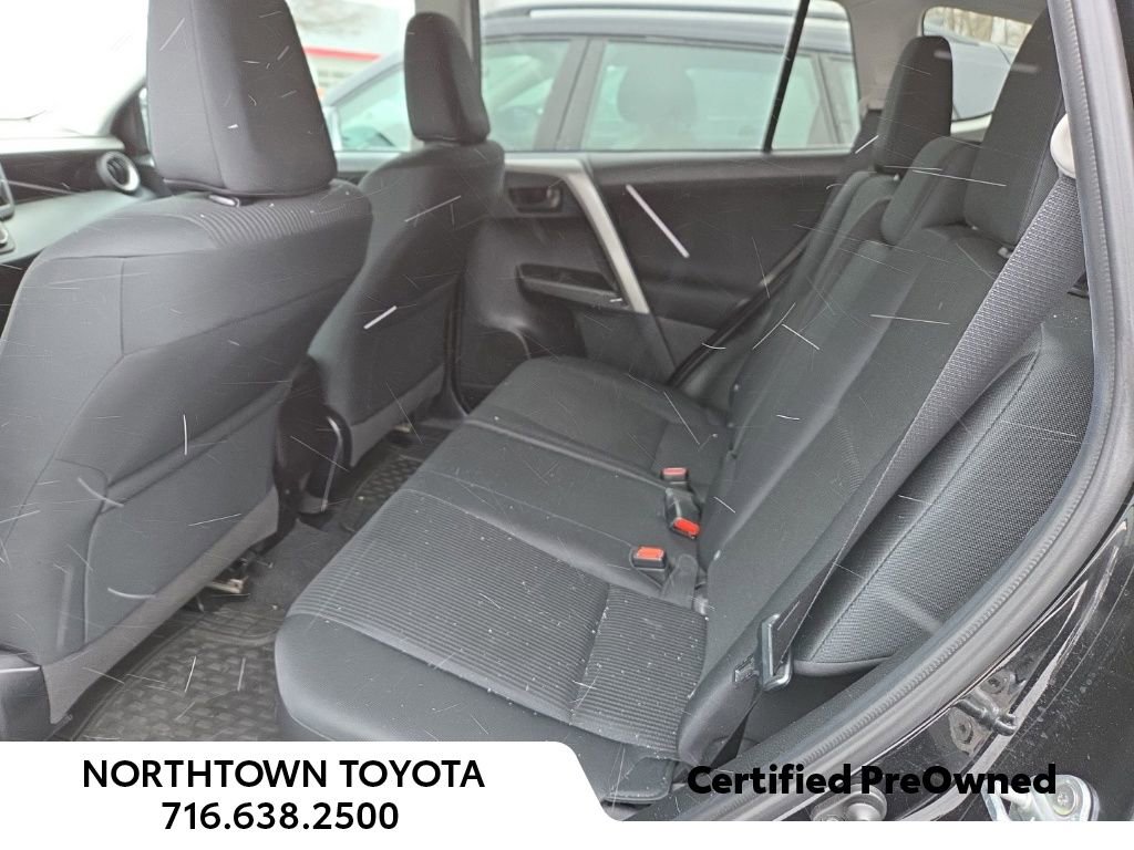Used 2018 Toyota RAV4 LE w/ Carpet Mat Package image 11