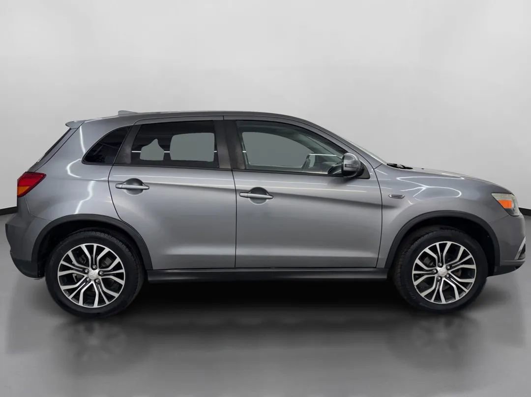 Used 2019 Mitsubishi Outlander Sport ES image 11
