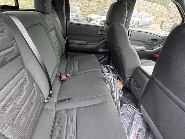 New 2026 Nissan Frontier PRO-4X w/ Pro-4x Convenience Package image 10