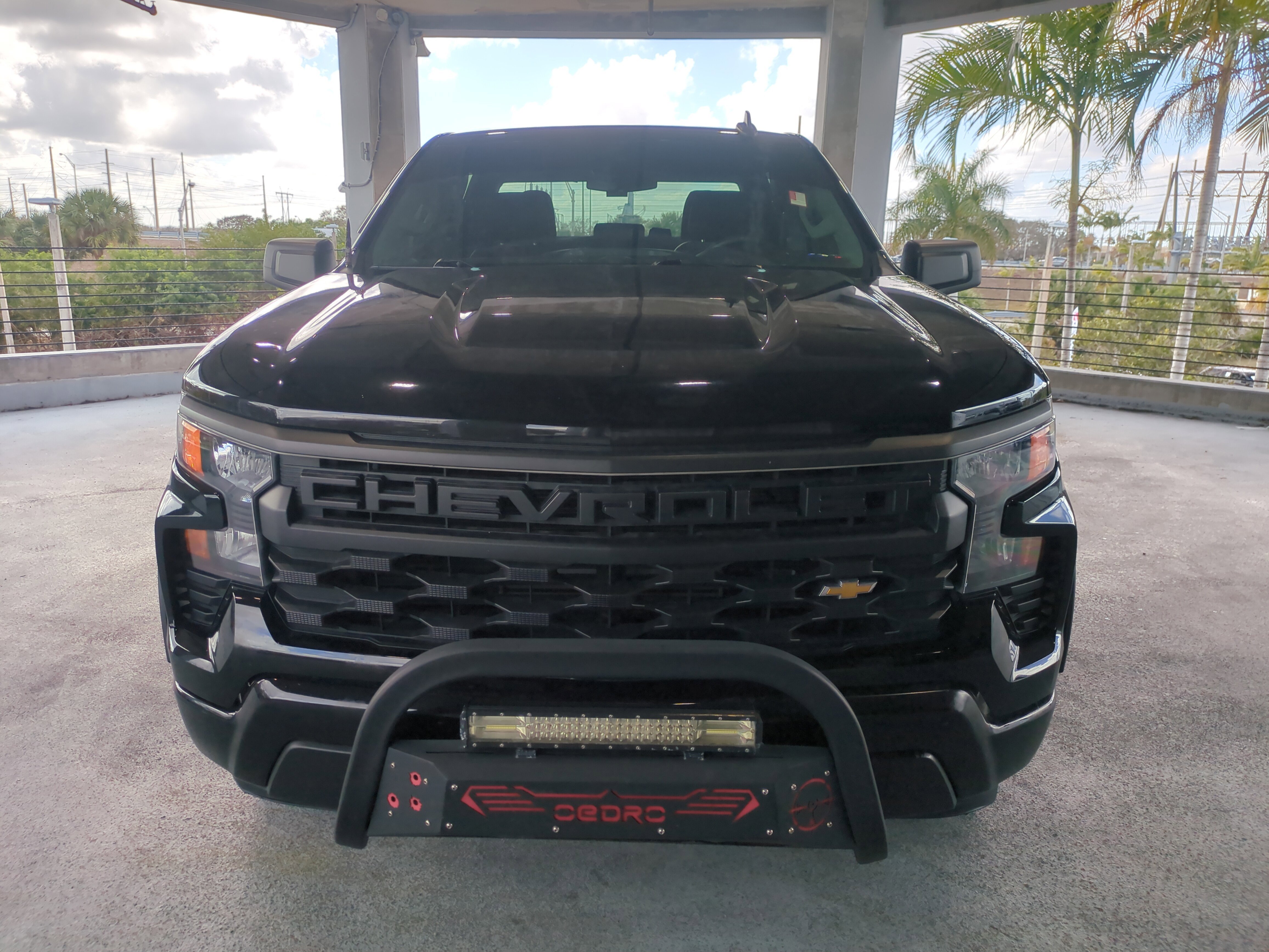 Used 2023 Chevrolet Silverado 1500 Custom image 3