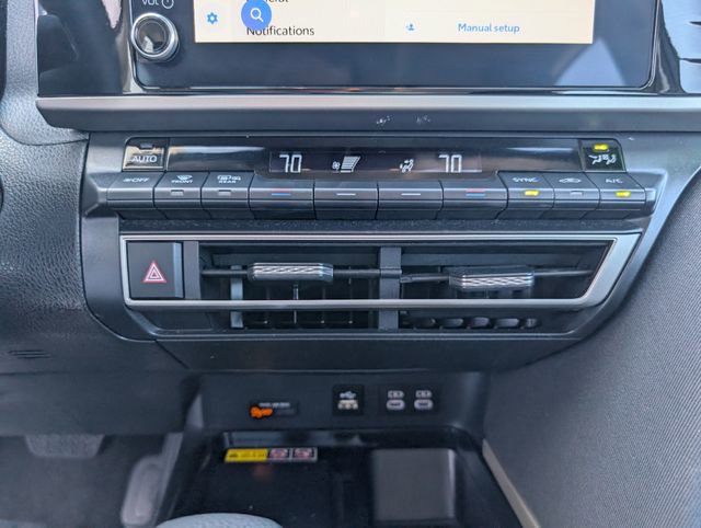 Used 2025 Toyota Camry LE FWD image 17