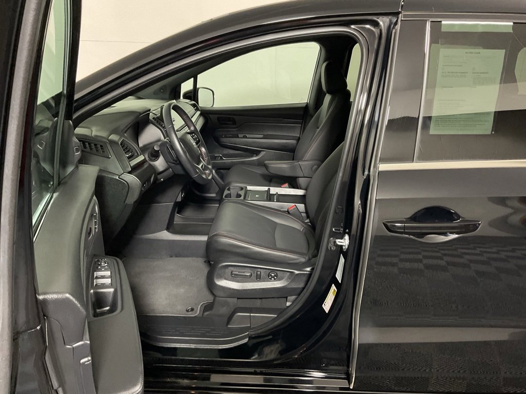 Used 2025 Honda Odyssey Sport-L image 19