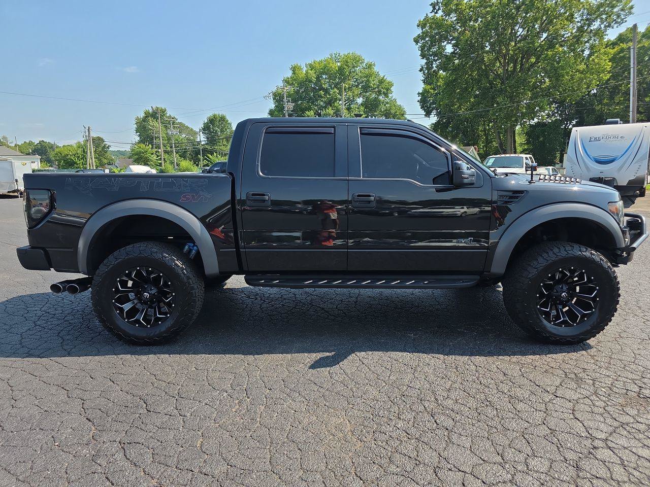 Used 2014 Ford F150 Raptor w/ Equipment Group 801A Luxury AWD/4WD image 21