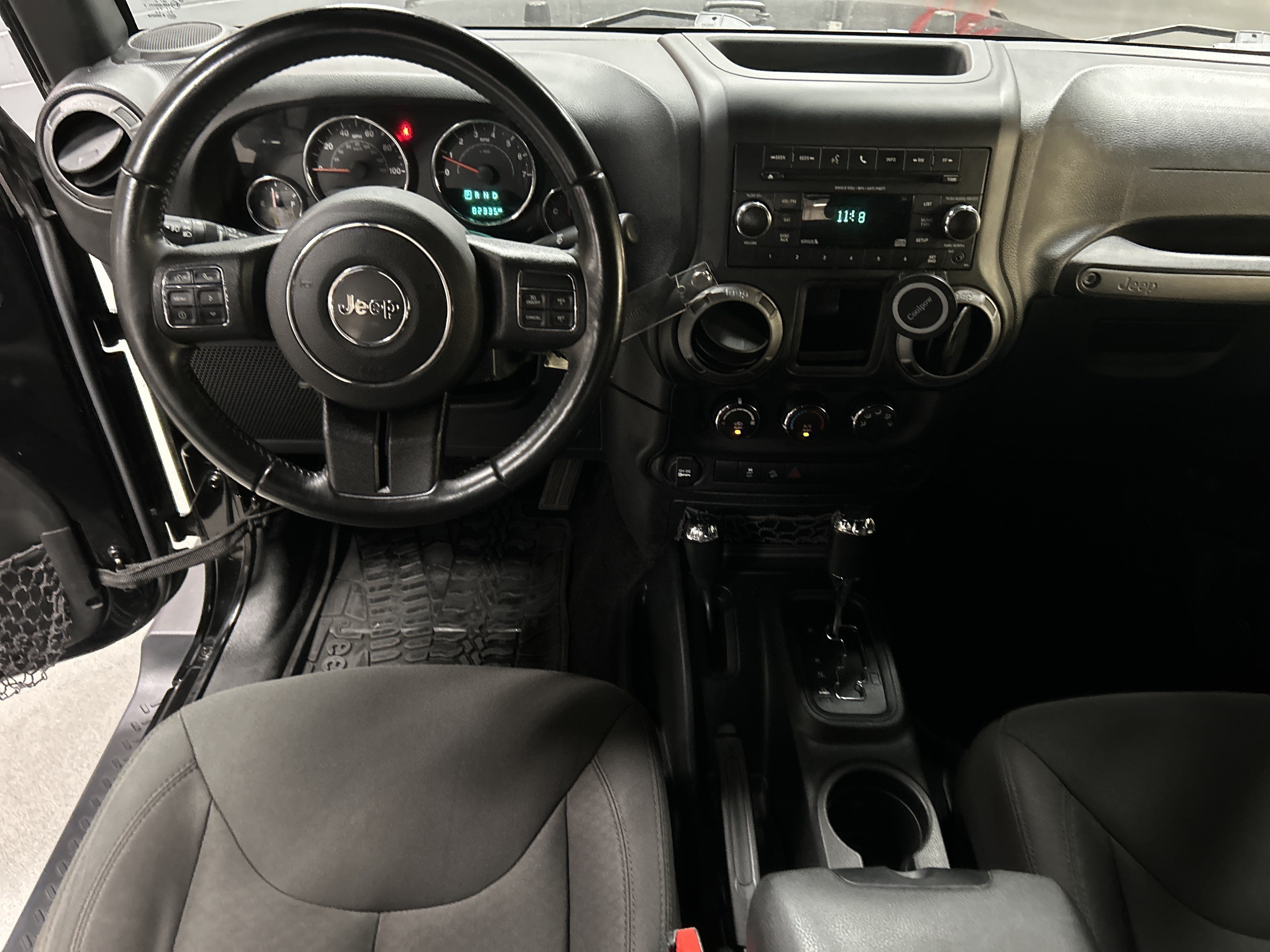 Used 2017 Jeep Wrangler Unlimited Sport w/ Connectivity Group AWD/4WD image 30