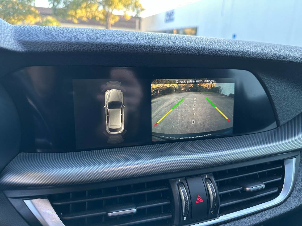 Used 2018 Alfa Romeo Stelvio Ti Sport image 30