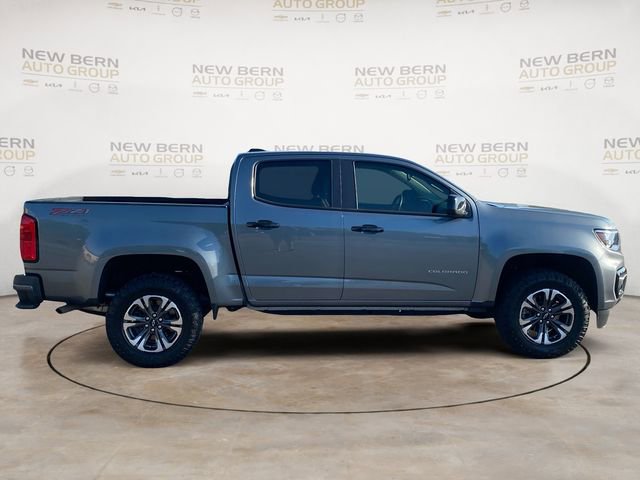 Used 2022 Chevrolet Colorado Z71 AWD/4WD image 6