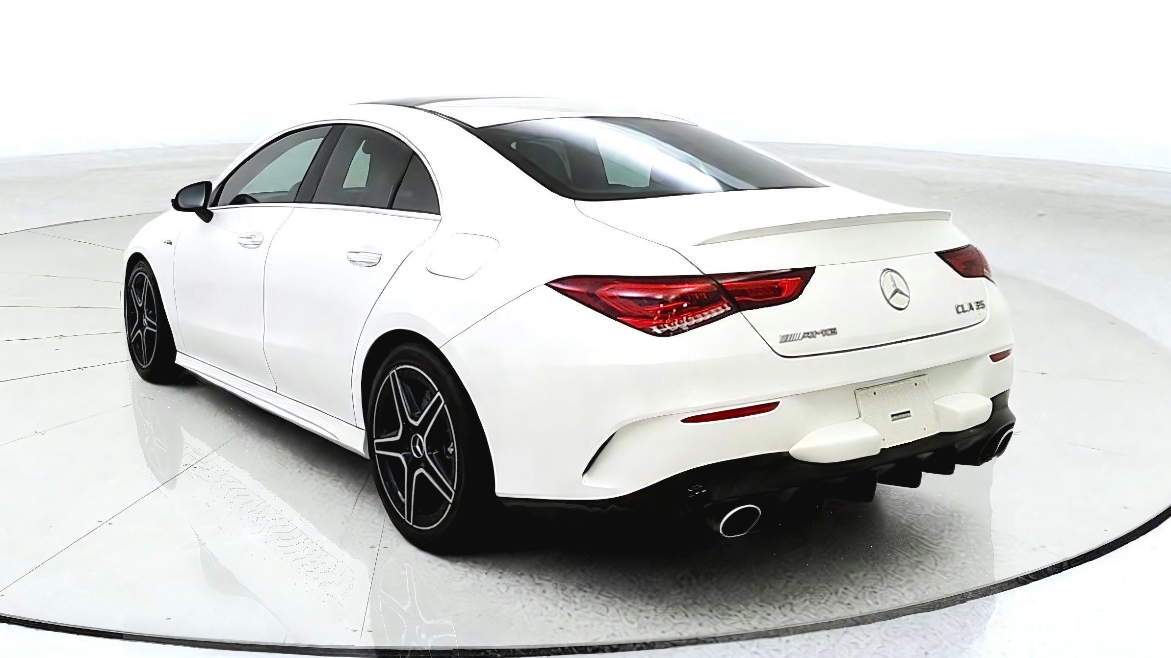 Used 2021 Mercedes-Benz CLA 35 AMG 4MATIC image 5