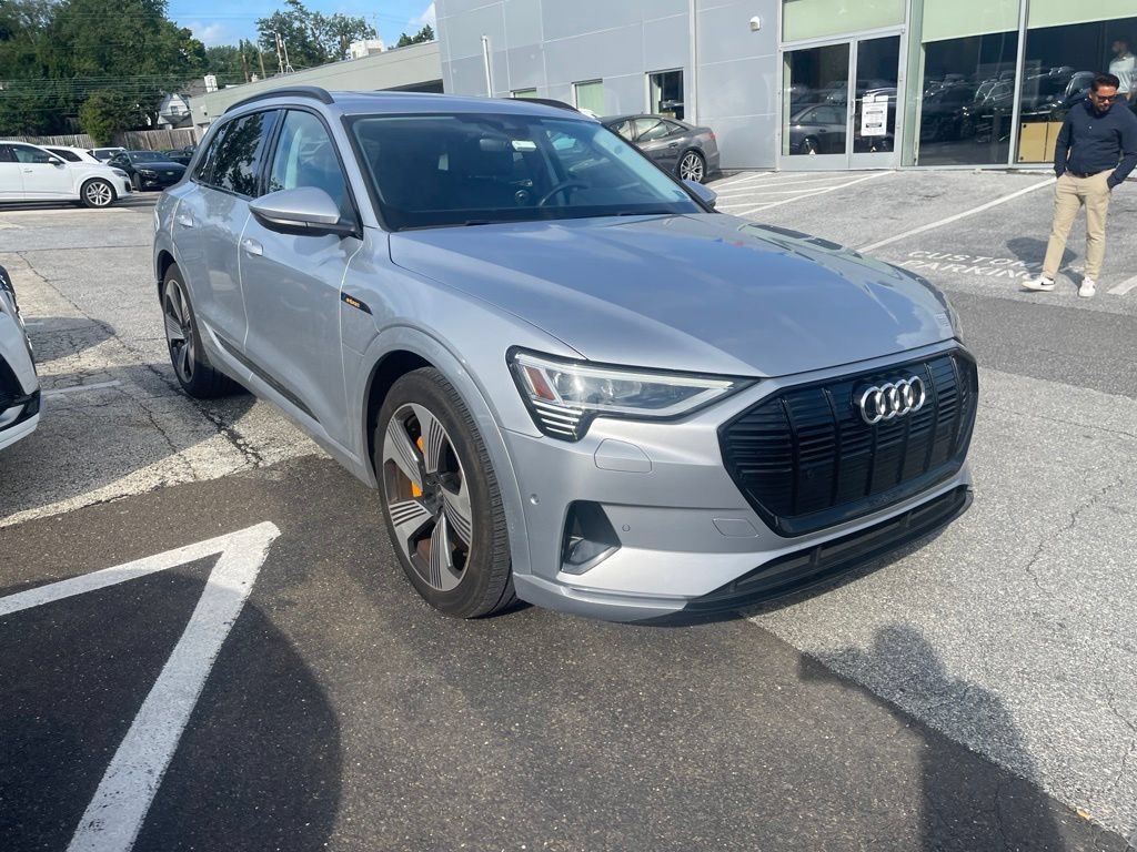 Used 2023 Audi e-tron Premium Plus AWD/4WD image 8