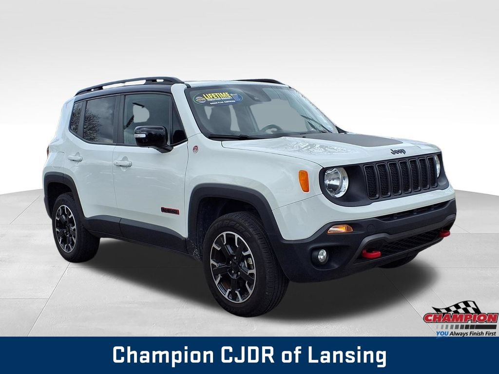 Used 2023 Jeep Renegade Trailhawk AWD/4WD image 3