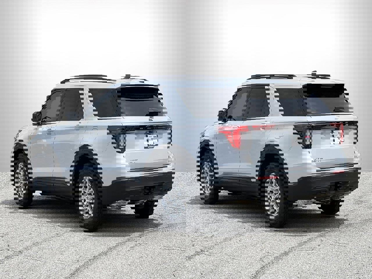 New 2026 Ford Explorer Active image 23