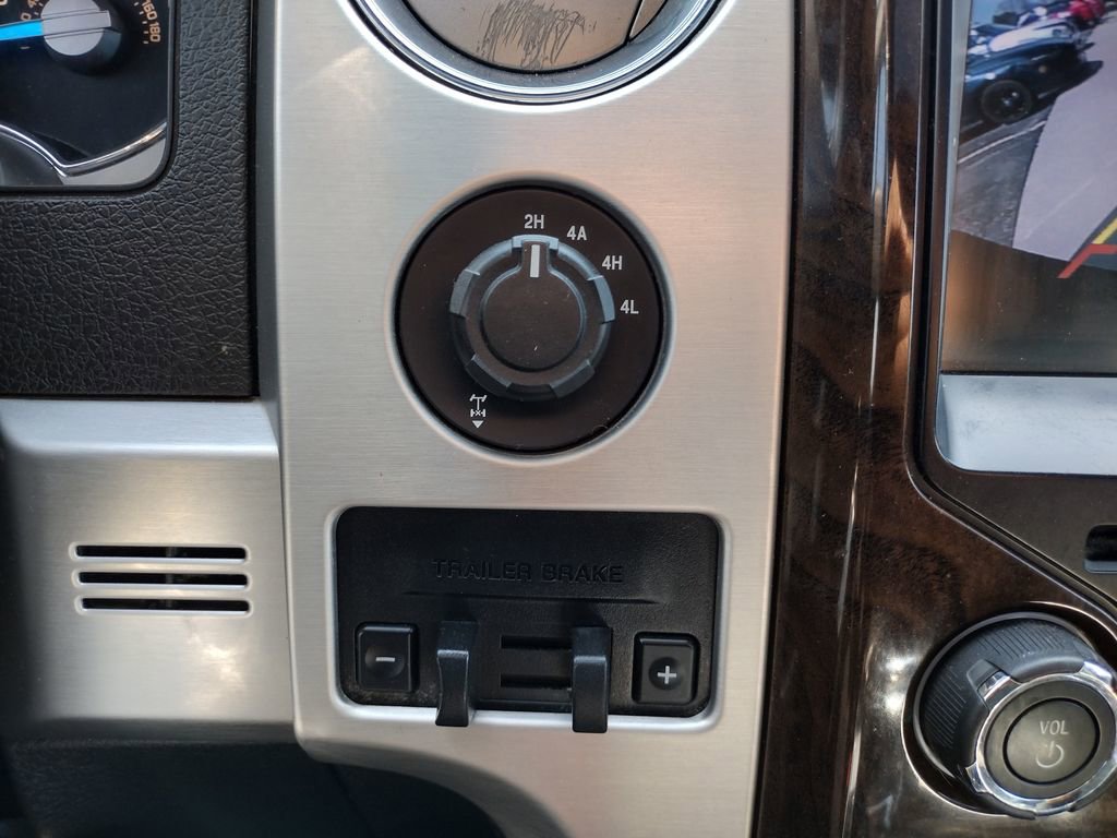 Used 2013 Ford F150 Platinum AWD/4WD image 21