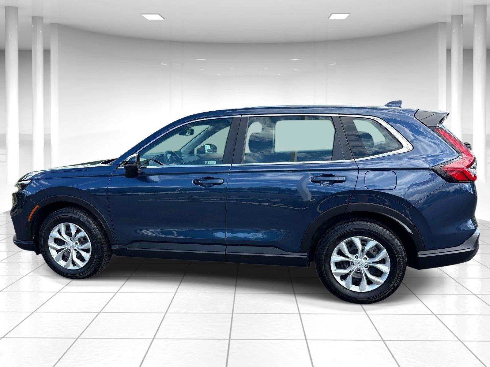 Used 2023 Honda CR-V LX image 7