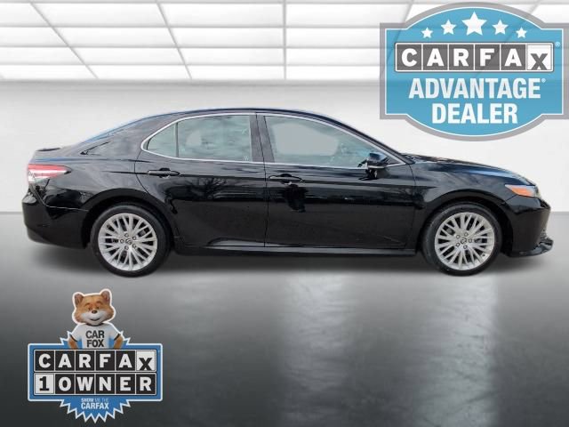 Used 2019 Toyota Camry XLE image 28