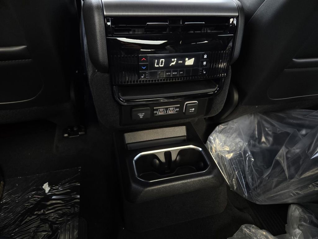 New 2026 Jeep Grand Wagoneer L Limited image 18