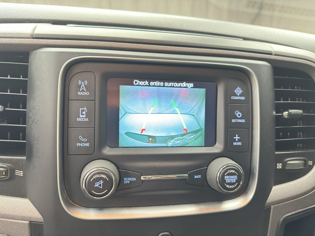 Used 2018 RAM 1500 Express w/ Express Value Package AWD/4WD image 16