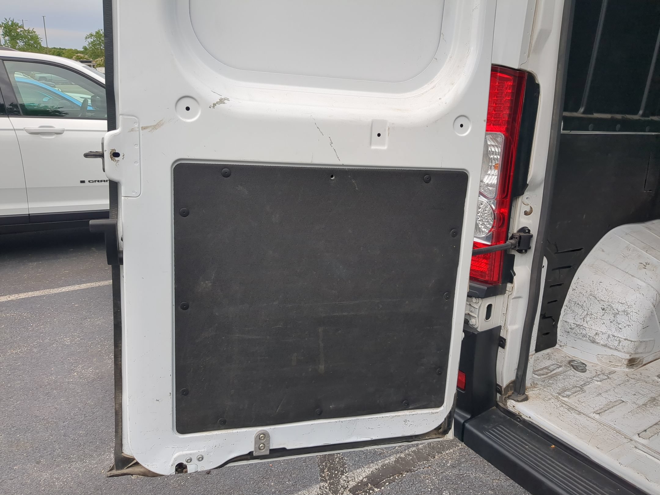 Used 2025 RAM ProMaster 2500 w/ Convenience Group FWD image 27