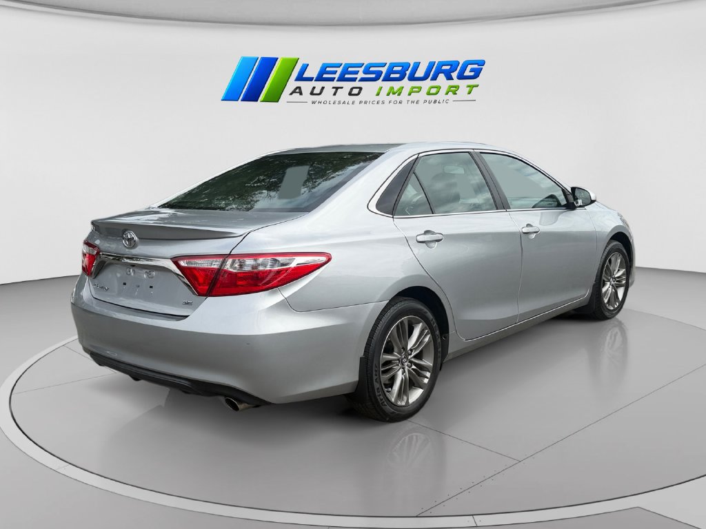 Used 2017 Toyota Camry SE FWD image 5