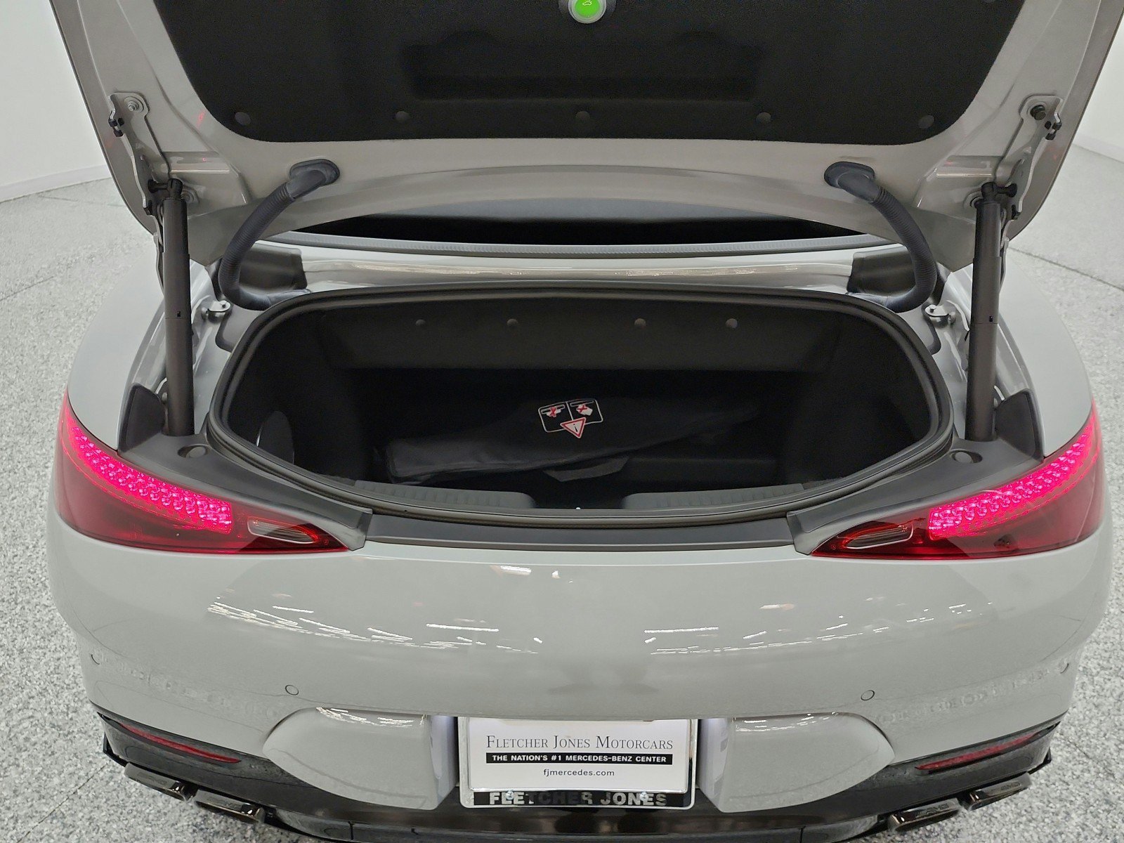 Certified 2022 Mercedes-Benz SL 63 AMG 4MATIC image 18