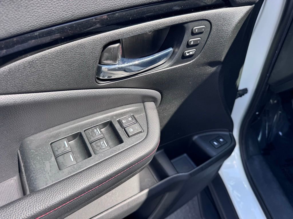 Used 2022 Honda Pilot Black Edition image 25