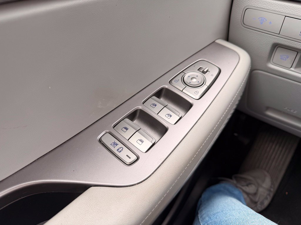 Used 2024 Hyundai Palisade SEL FWD image 22