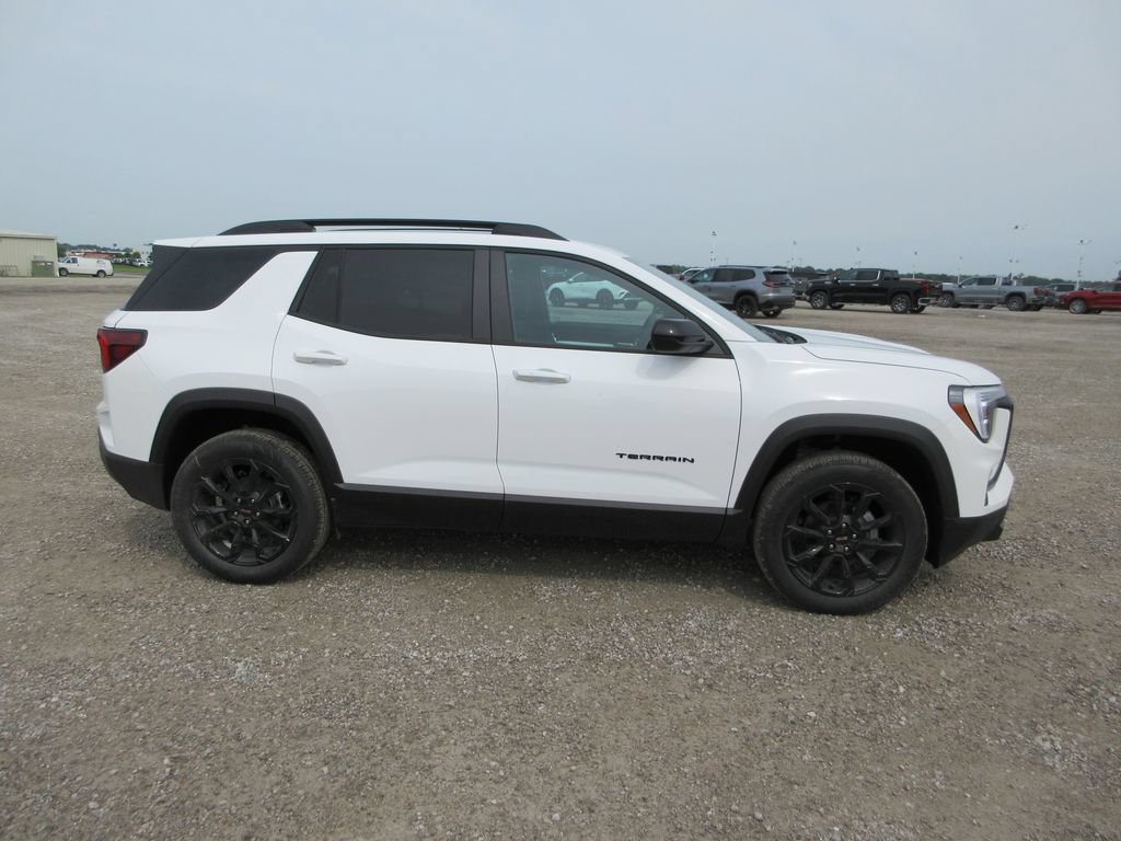 New 2027 GMC Terrain Elevation w/ Black Edition FWD image 3