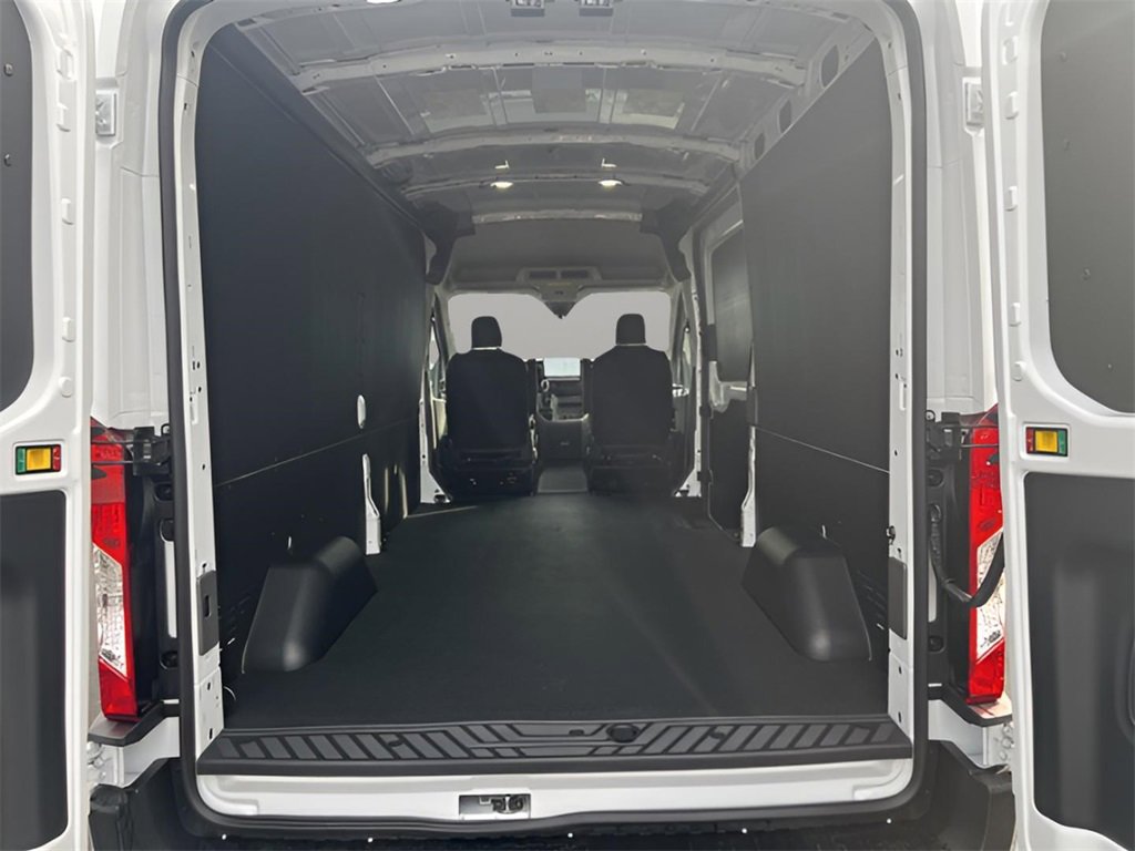 New 2026 Ford Transit 250 148 Medium Roof Extended AWD w/ Load Area Protection Package image 12