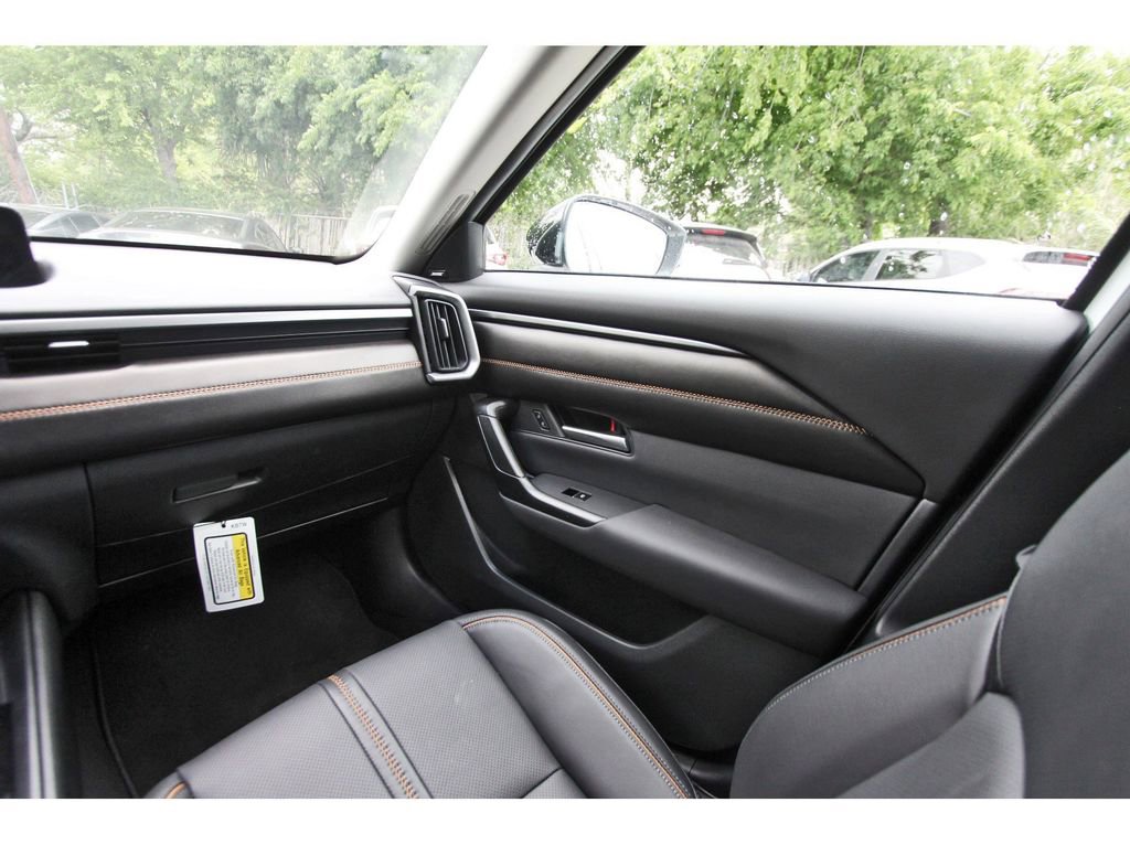 Certified 2025 MAZDA CX-50 AWD 2.5 Turbo w/ Weather Package image 9