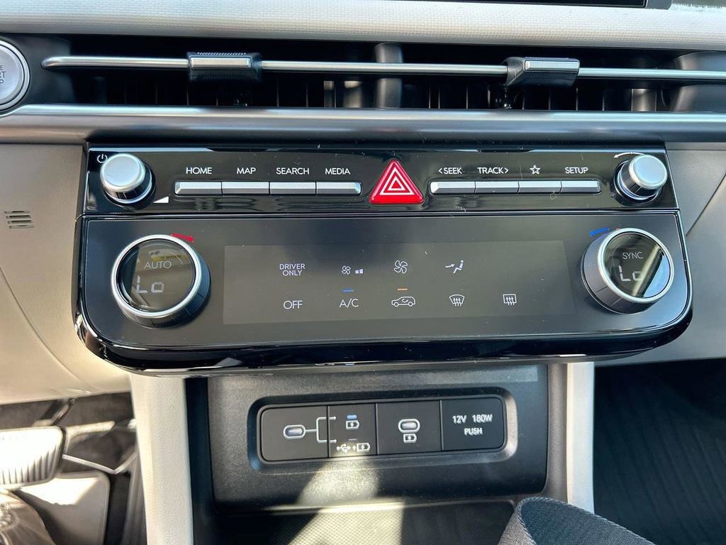 New 2026 Hyundai Tucson Blue SE w/ Tow & Go Package AWD/4WD image 25