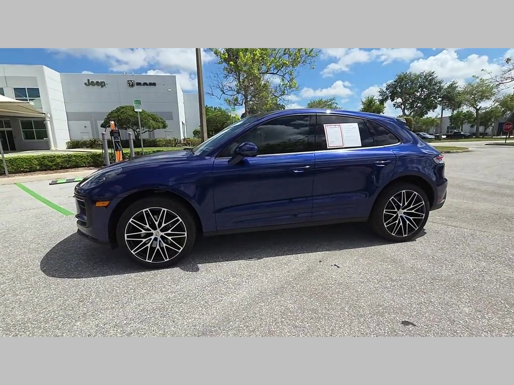 Used 2024 Porsche Macan w/ Premium Plus Package AWD/4WD image 45