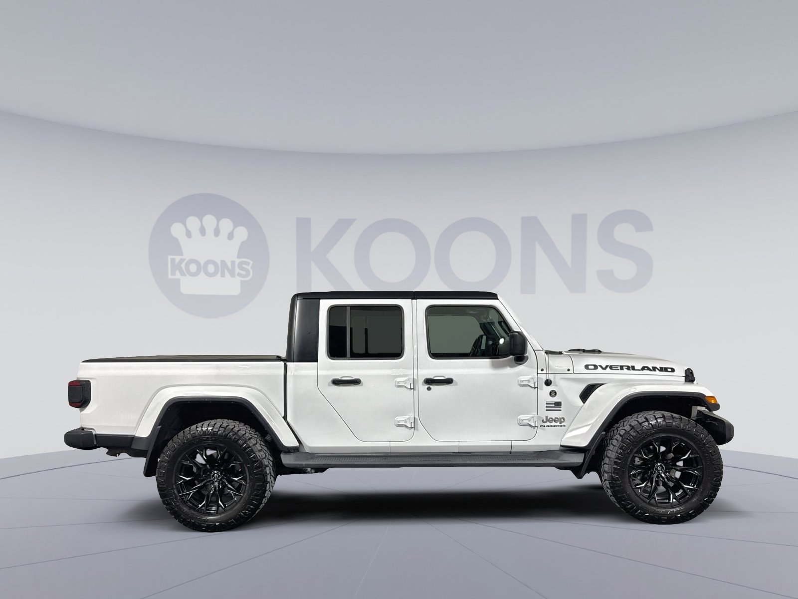 Used 2022 Jeep Gladiator Overland w/ Popular Equipment Package image 8