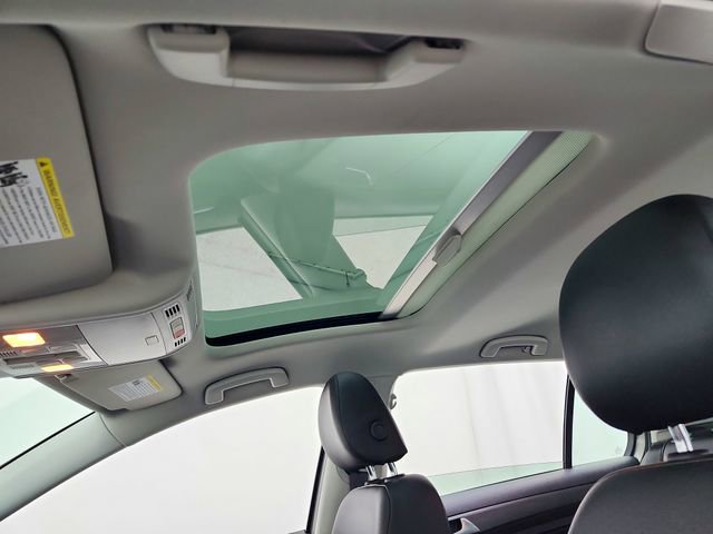 Used 2019 Volkswagen Golf SE w/ Driver Assistance Package image 22