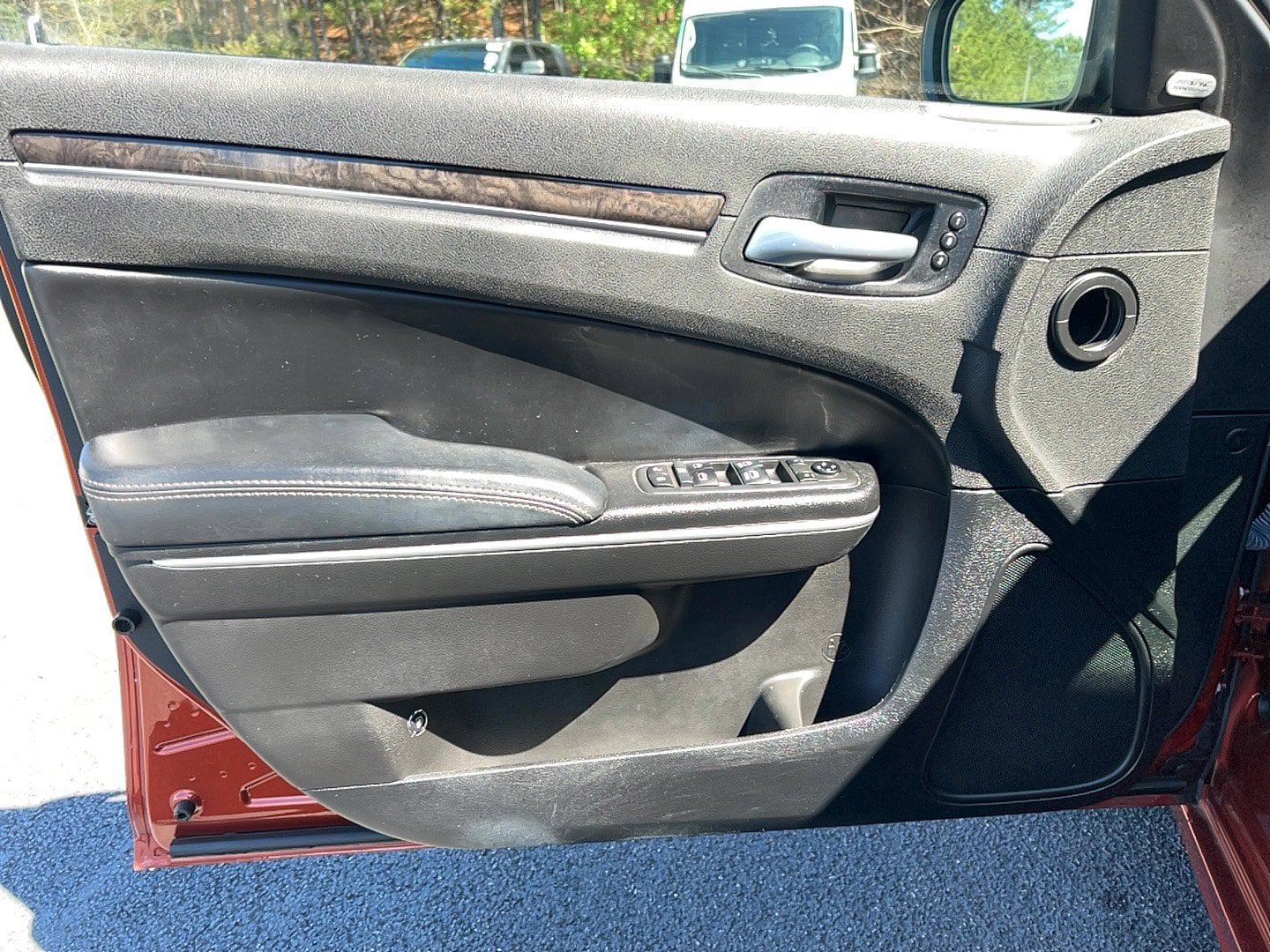 Used 2021 Chrysler 300 Touring L image 12