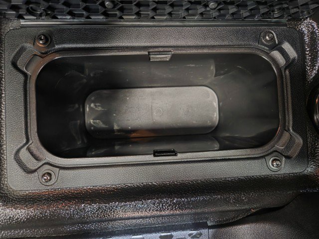 Used 2018 RAM 3500 SLT w/ Cold Weather Group image 80