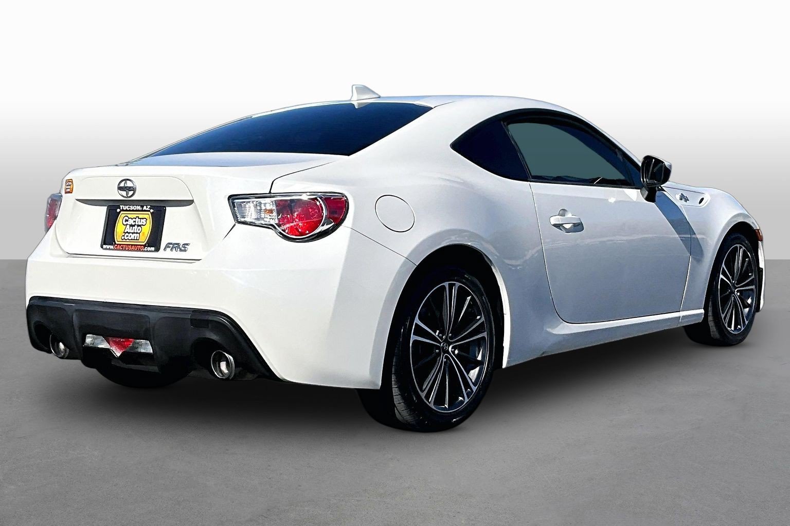 Used 2015 Scion FR-S RWD image 2